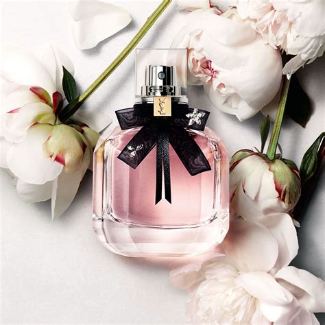 Mon Paris Parfum Floral Eau De Parfum 